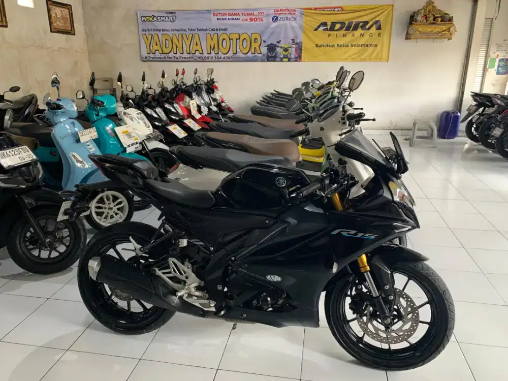 YAMAHA R15 V3/YADNYA MOTOR