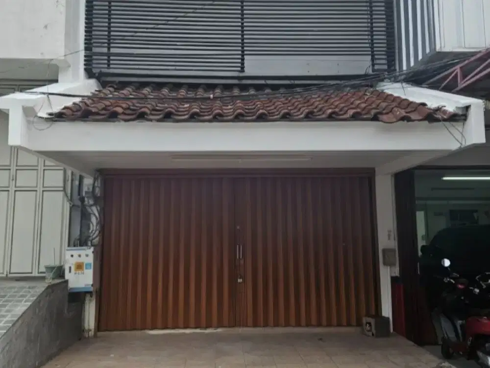 Ruko Strategis di Jalan Hibrida Raya ini adalah pilihan terbaik untuk Anda! KELAPA GADING