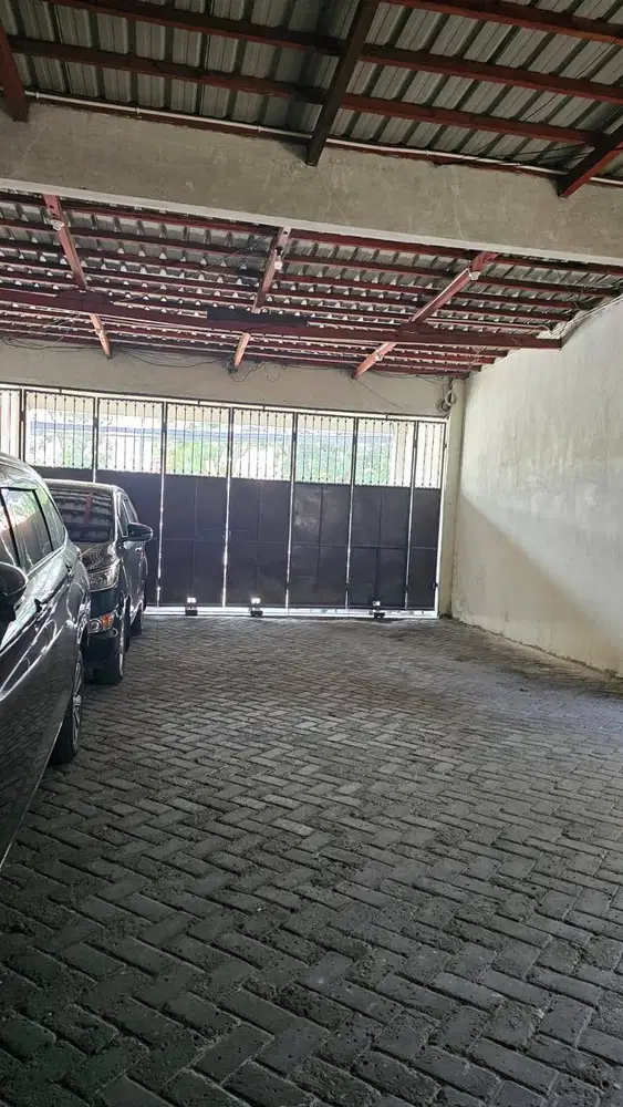 Dijual Ruko + Gudang  3,5 Lantai Menur Pumpungan Dekat STESIA MERR NEG