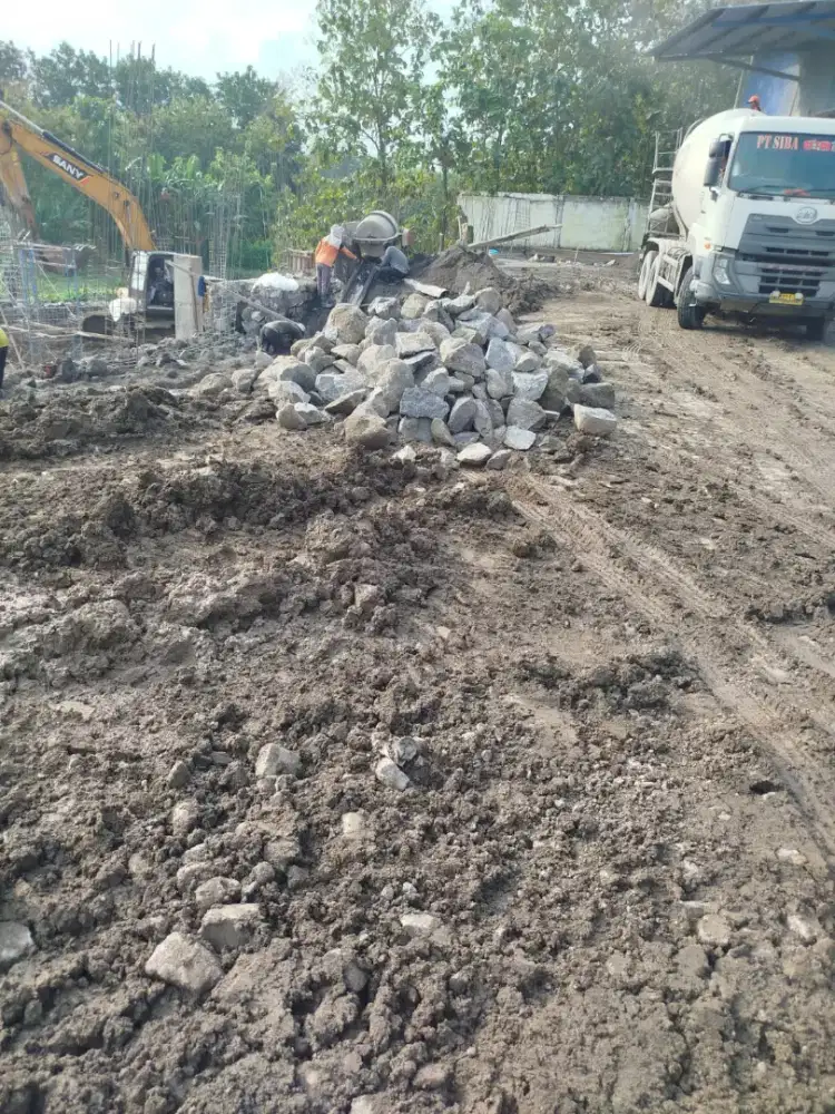 Batu Pondasi / Batu Kewal / Batu Kali / Batu Belah