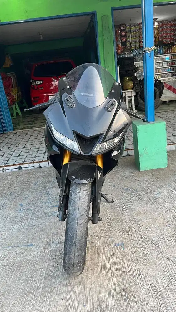 Yamaha R15 V3 2018 Lengkap