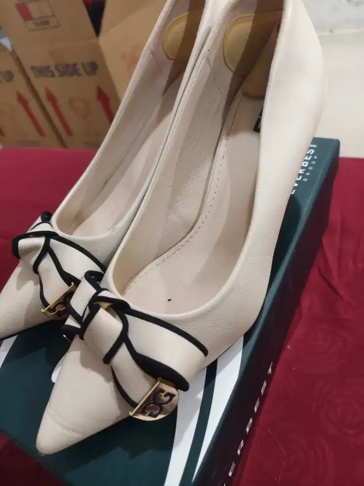 Sepatu cream cantik higheels Pita barun1x Pakai
