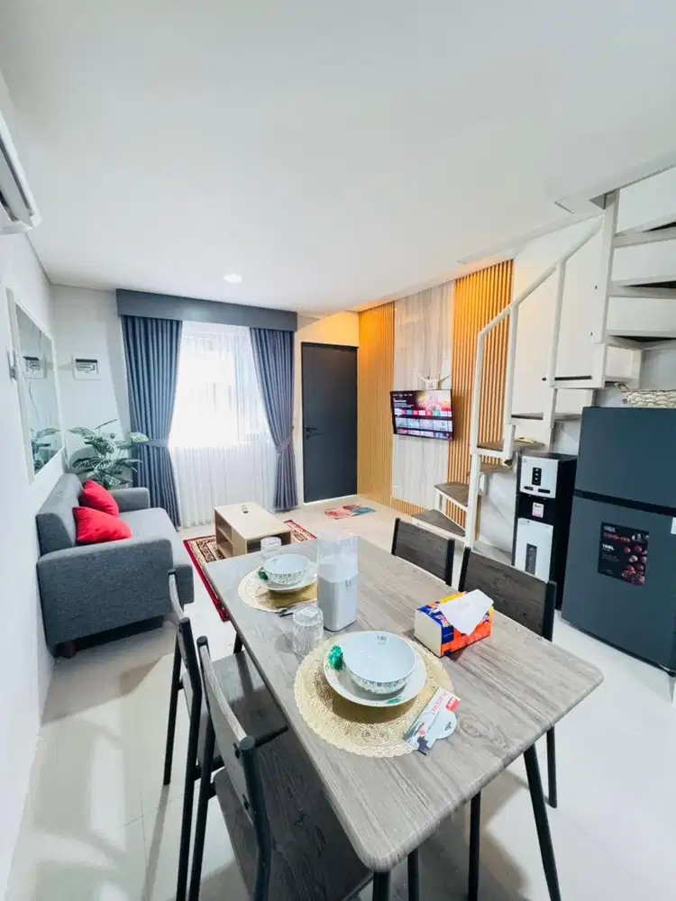 DI SEWAKAN RUMAH SIAP HUNI FULL FURNISHED LIPPO CIKARANG