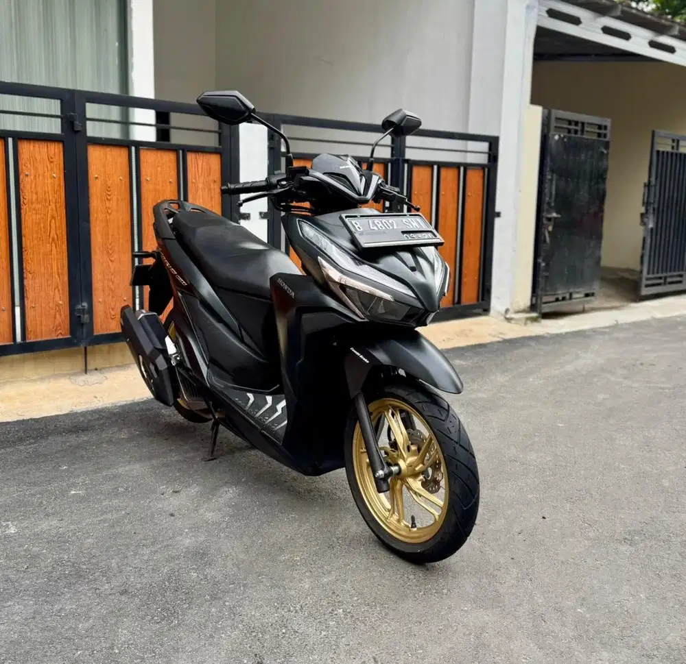 Honda Vario 150 Keyless CBS ISS MULUSSS Pajak Hidup Panjang