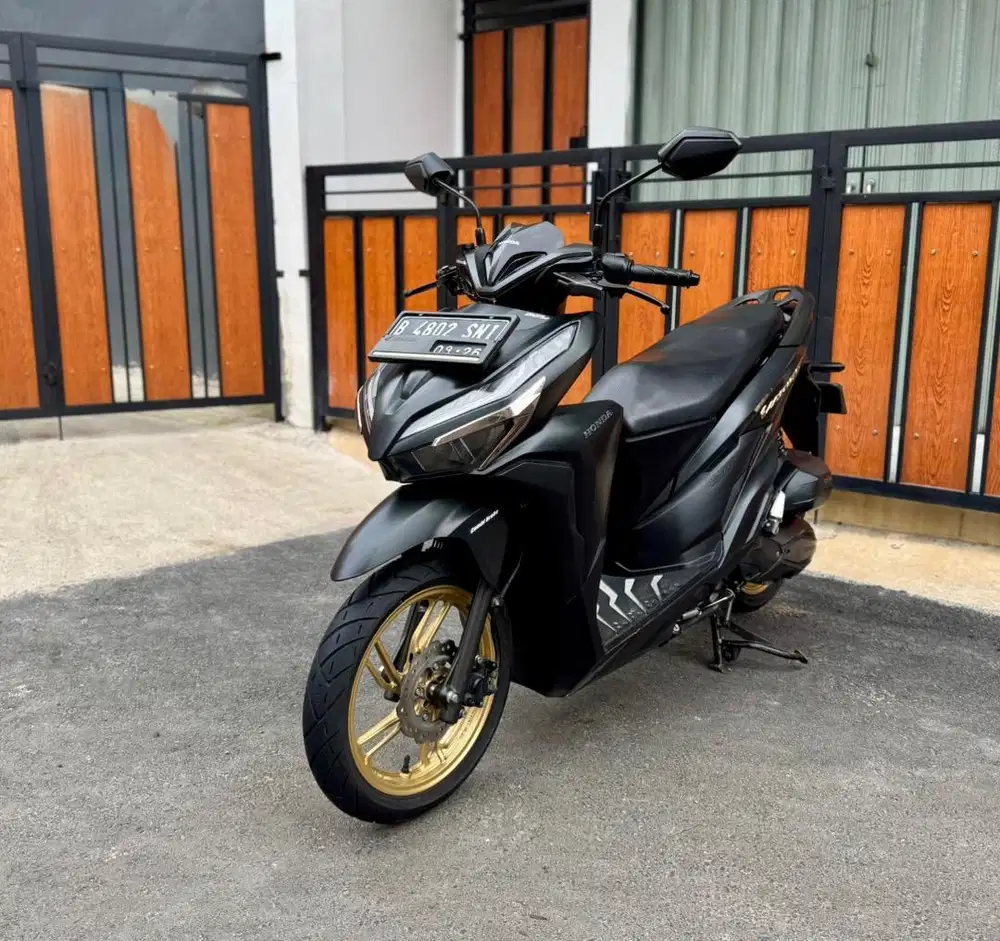 Honda Vario 150 Keyless CBS ISS MULUSSS Pajak Hidup Panjang