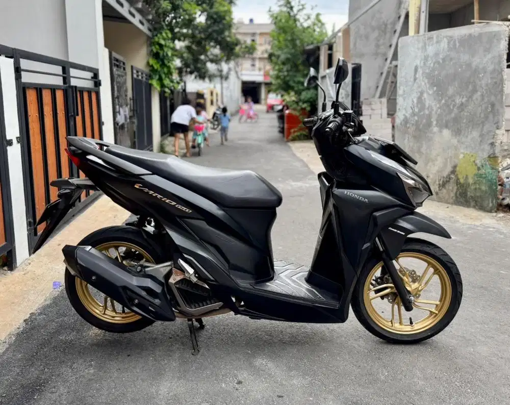 Honda Vario 150 Keyless CBS ISS MULUSSS Pajak Hidup Panjang