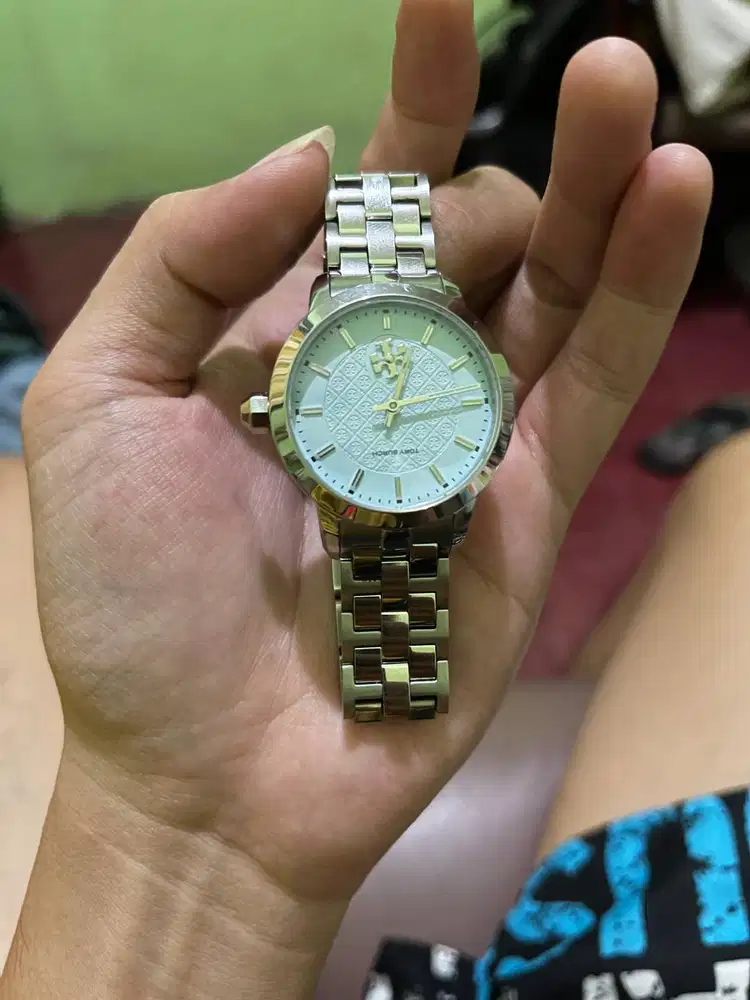 Jam Tory Bruch wanita