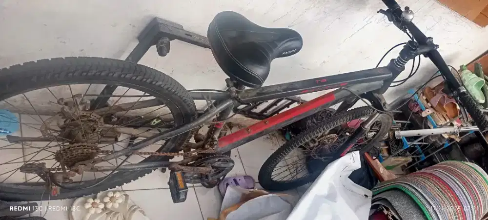 Jual sepeda Genio Polygon size 26 inch kondisilayak pakai IDR 700 nego