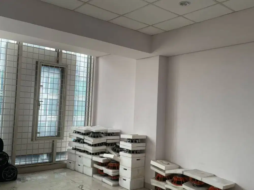 Dijual Ruko Siap pakai 4,5 Lt dan terawat di Puri Mutiara,Sunter,Jakut