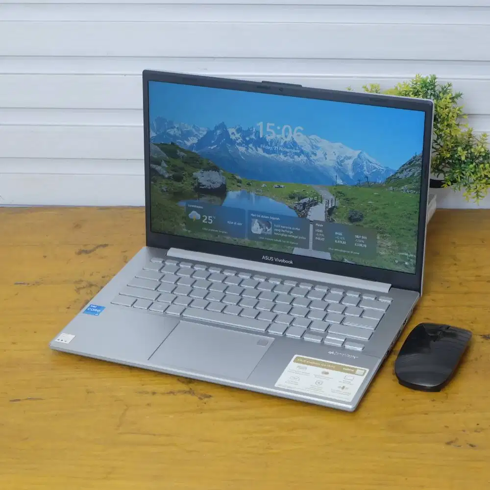 SLIM LIKE NEW ASUS Vivobook E1404G Core i3-N305 RAM 8 SSD