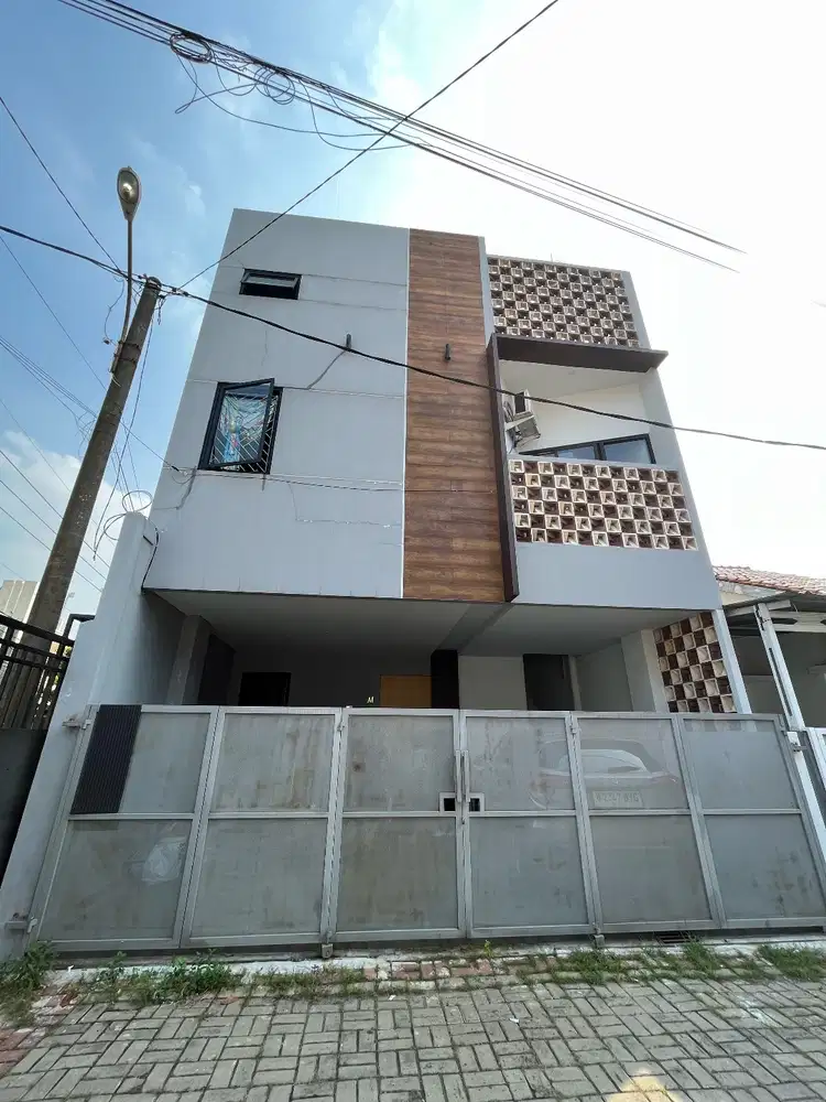 Dijual Rumah Siap Huni 3 Lantai di Depok