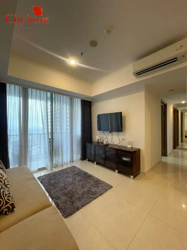 Dijual Cepat Apartemen 3 Kamar Type Condo Luas 135m2, Harga Terbaik