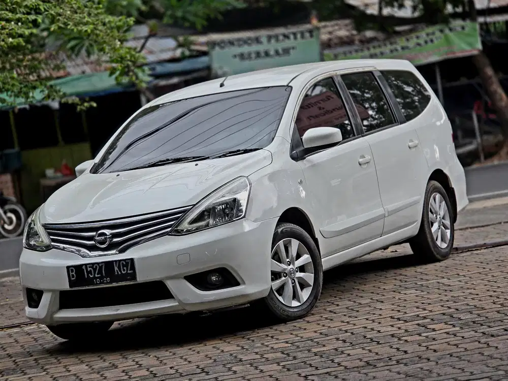 ‼️DP3jt‼️ Livina XV Matic 2014 Termurah