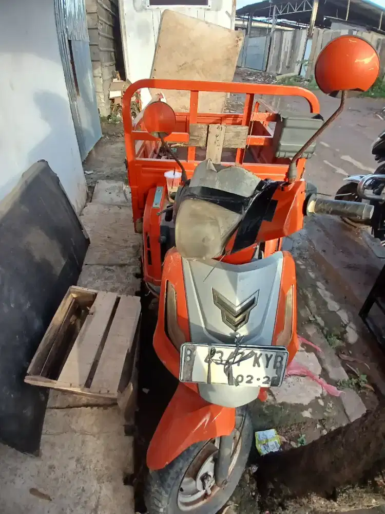 NOZOMI Srikandi 110 Sepeda Motor