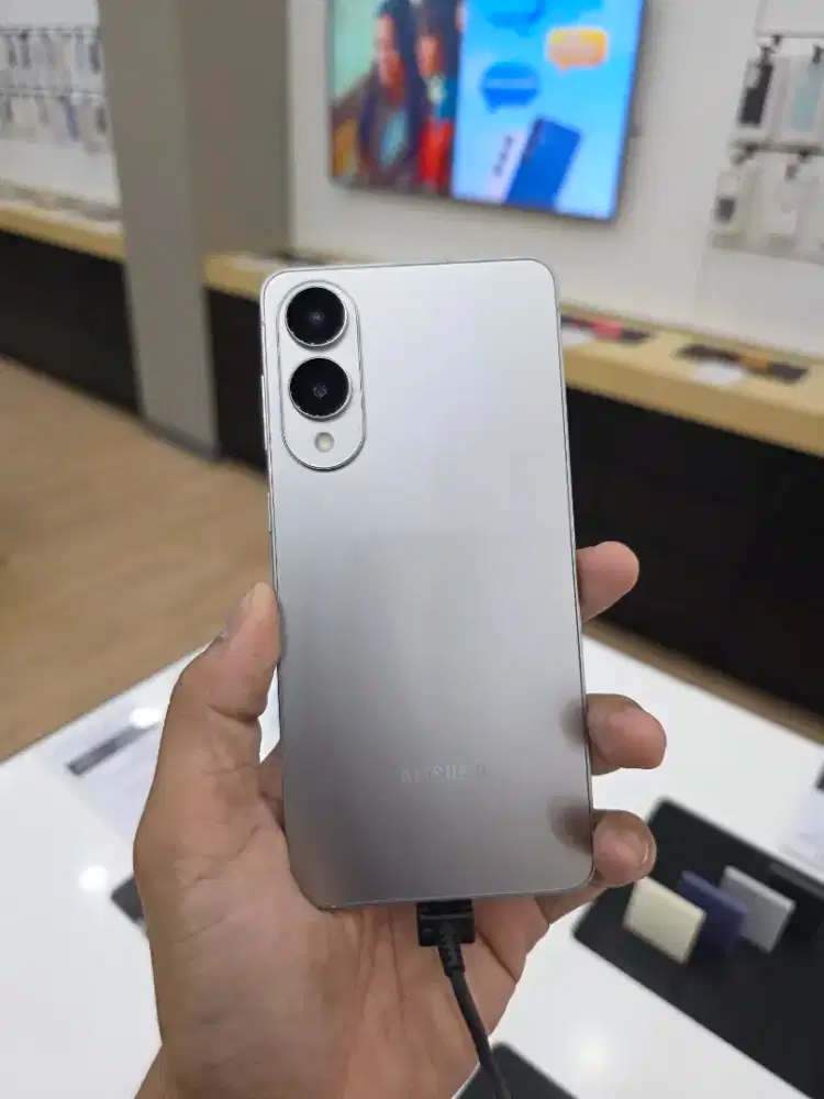 SAMSUNG GALAXY S25 EDGE