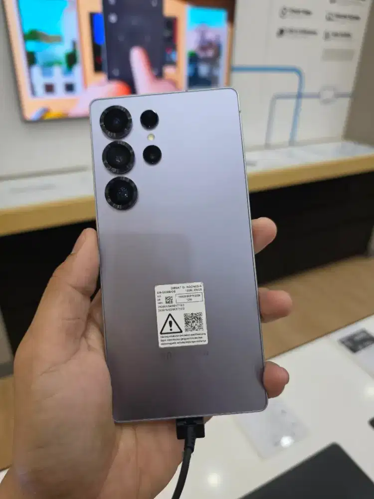 SAMSUNG GALAXY S25 ULTRA