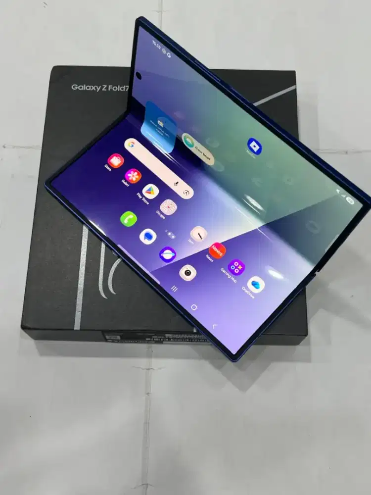 Samsung
Z fold 7 5g 
Ram 12/256gb Fullset Original