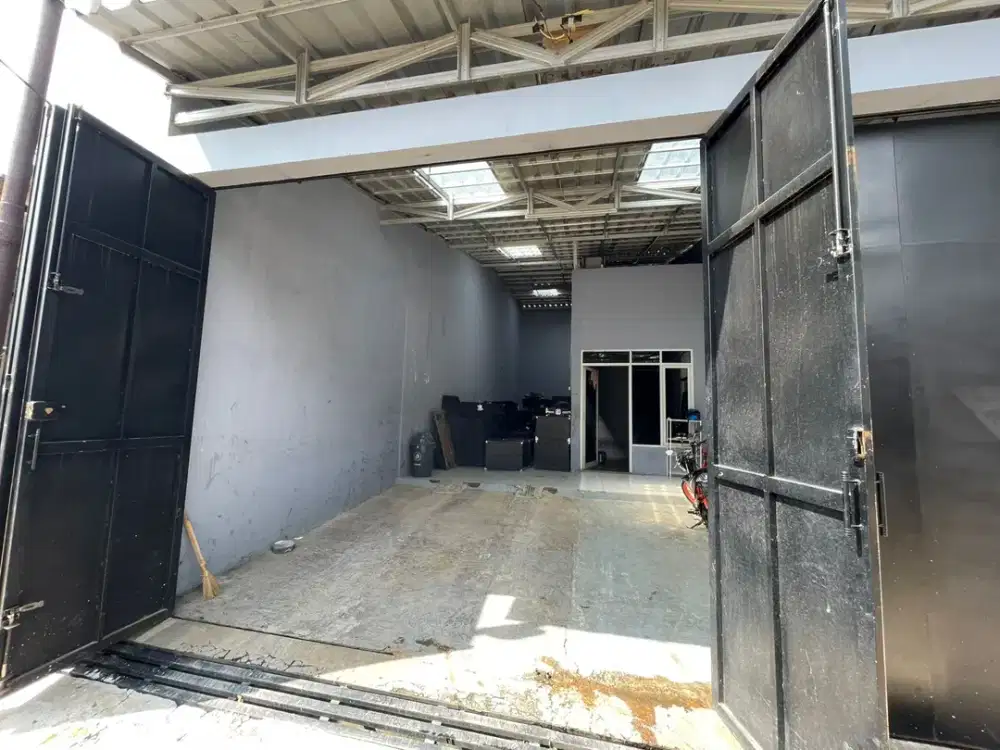 DIJUAL TEMPAT USAHA DI TAMAN HOLIS INDAH I BANDUNG -aln