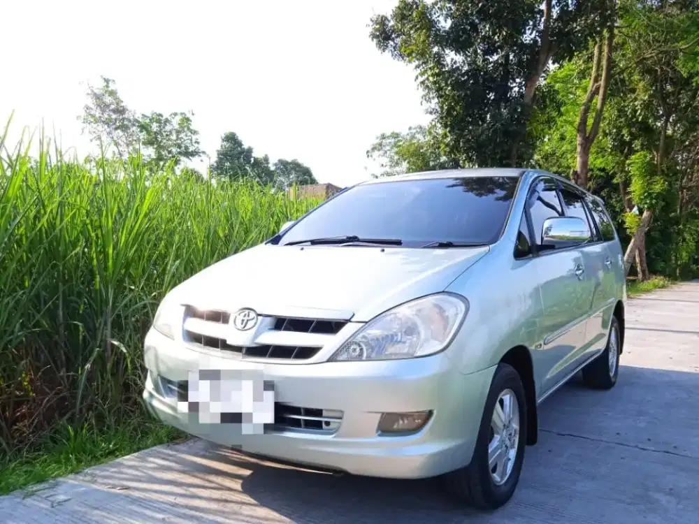Innova 2.5 G AT solar 2005 istimewa
