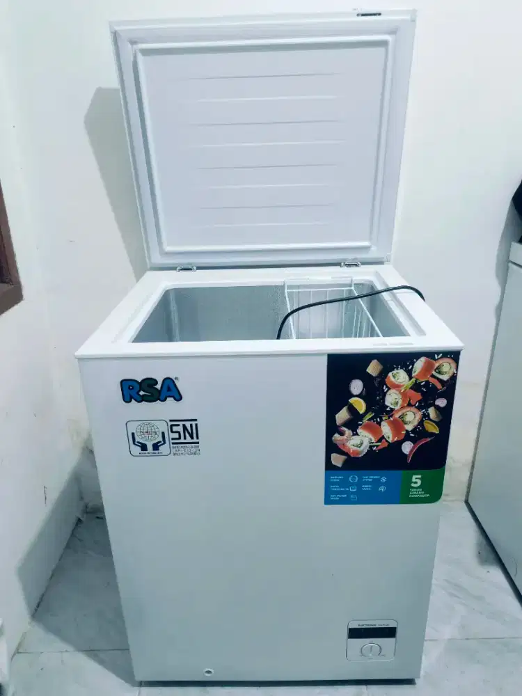 Freezer Box RSA 150L Masih Baru