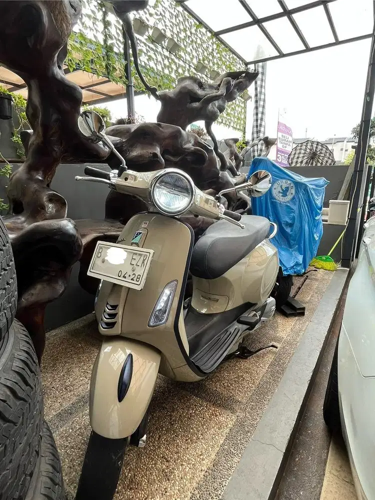 Dijual Vespa Primavera S 150 cc- Tahun 2023