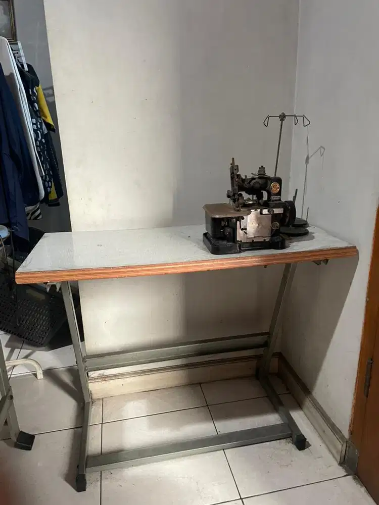 Mesin Obras Singer, Benang 3