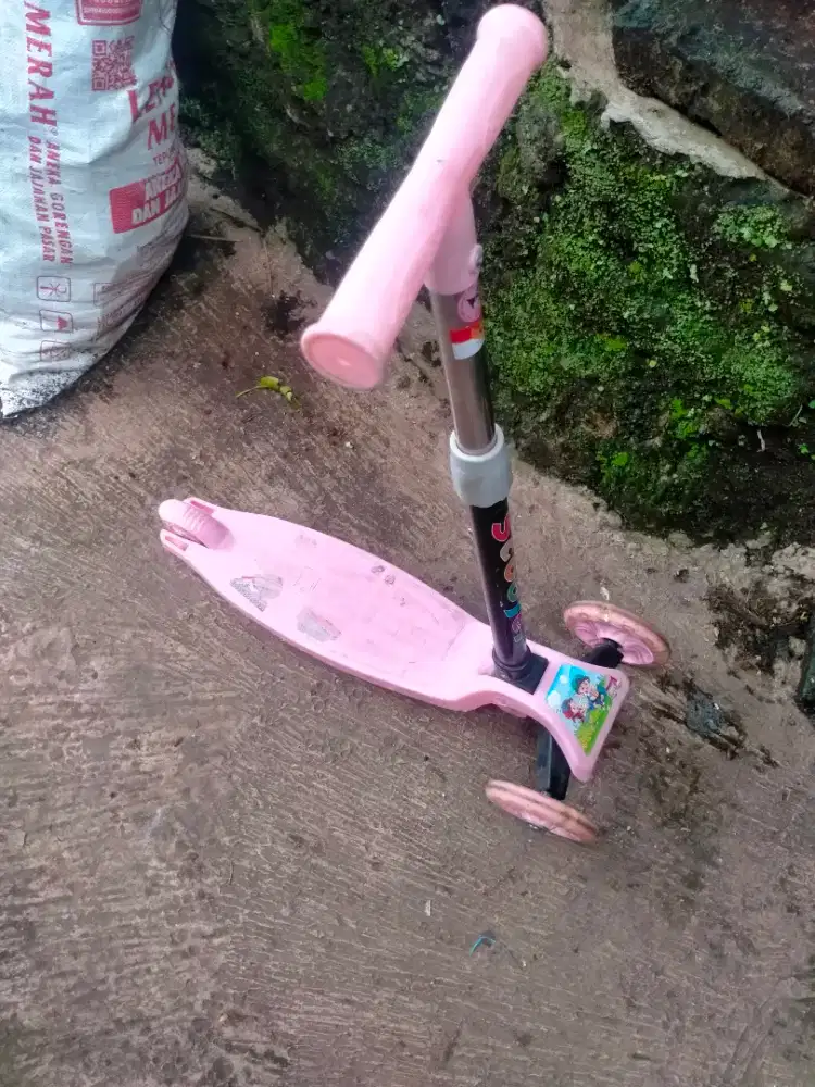 Scooter anak masih bagus