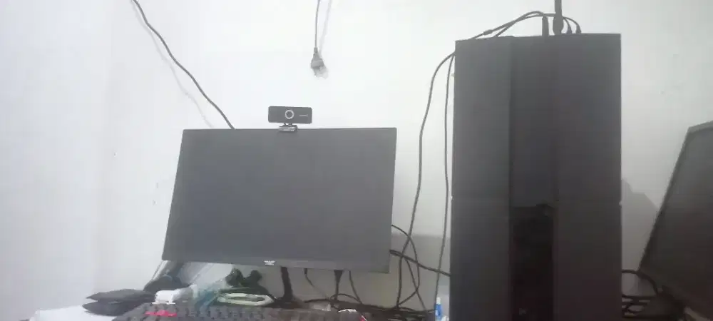 Jual PC dengan spesifikasi yang ada di foto