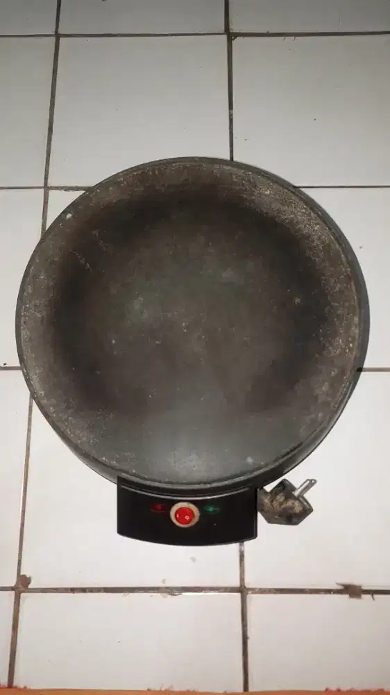 Pencetak Crepes Listrik (Electric Crepe Maker)