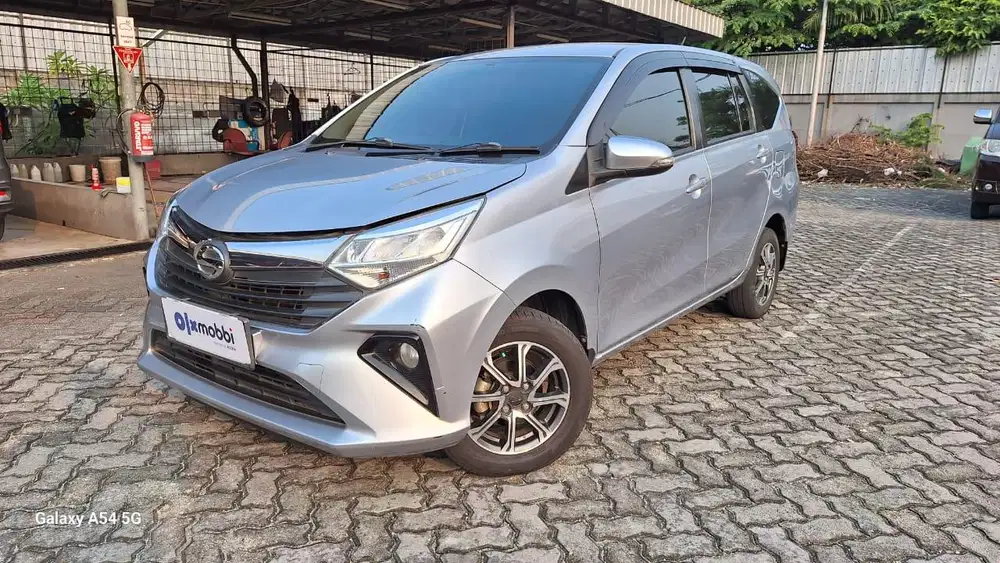 DP MURAH - Daihatsu Sigra 1.2 New R Bensin-MT 2019