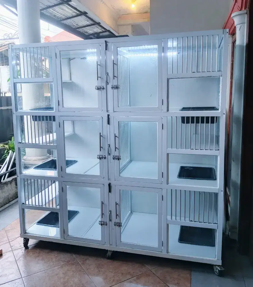 Kandang Kucing Aluminium Jumbo Premium Preloved 6 Pintu BSH SF British