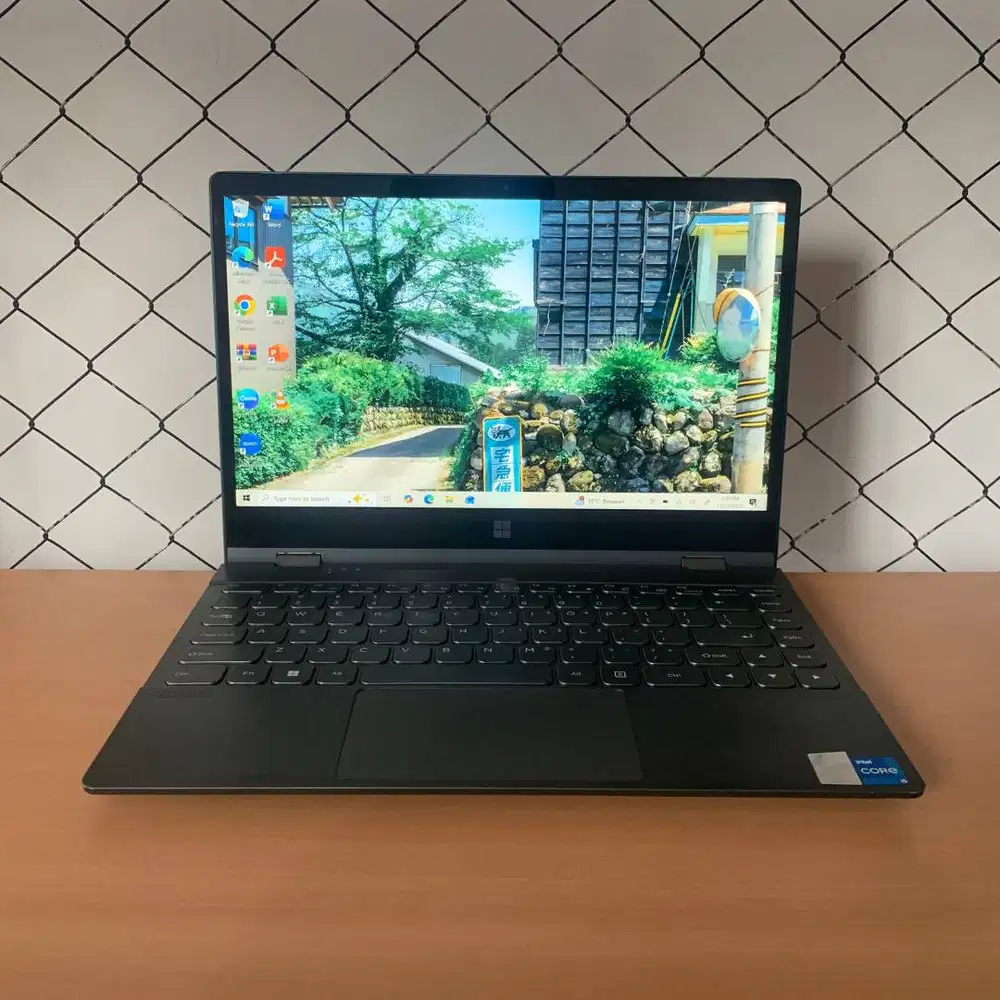 Advan 360 1401 i5-1035G7 / SSD 256gb / 8GB  / Flip Touchscreen