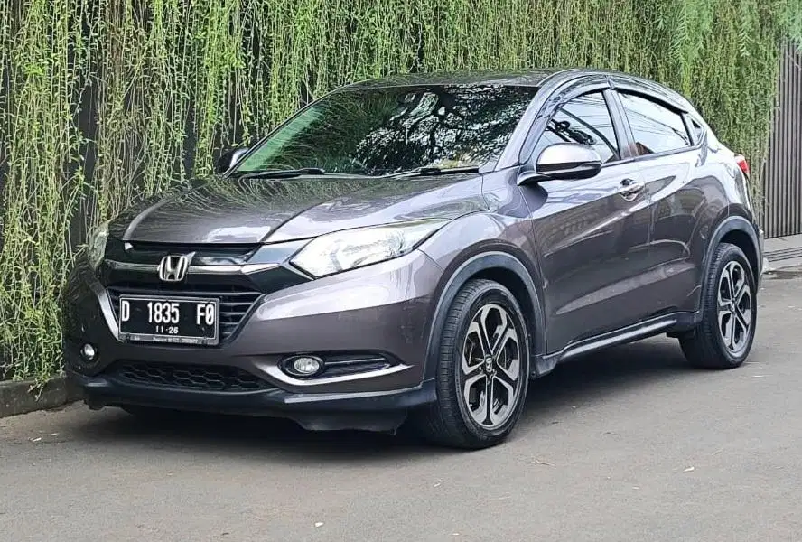 Honda HRV HR-V E CVT 1.5 AT 2016 LowKM 86rb RECORD HONDA BANDUNG