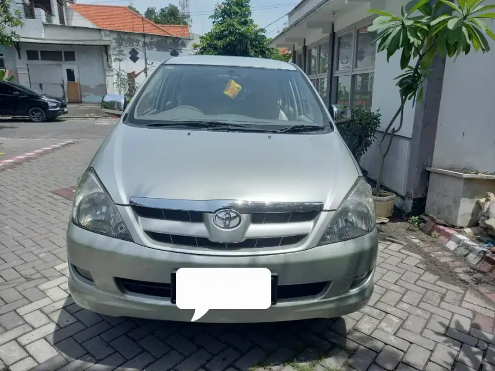 Kijang Innova V 2006