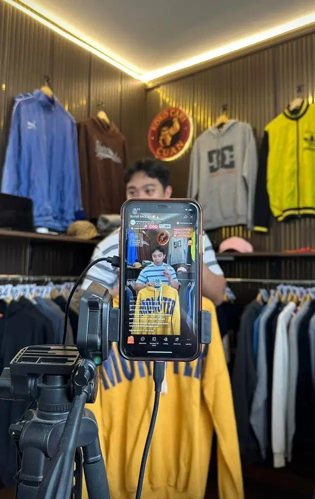 Host Live Shopee (FASHION)