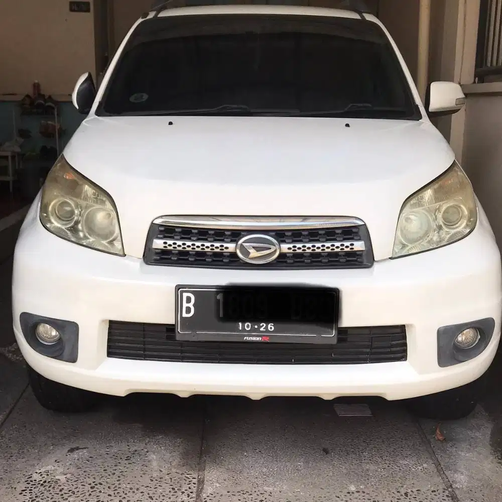 Daihatsu Terios 1.5 TX Automatic Putih 2011
