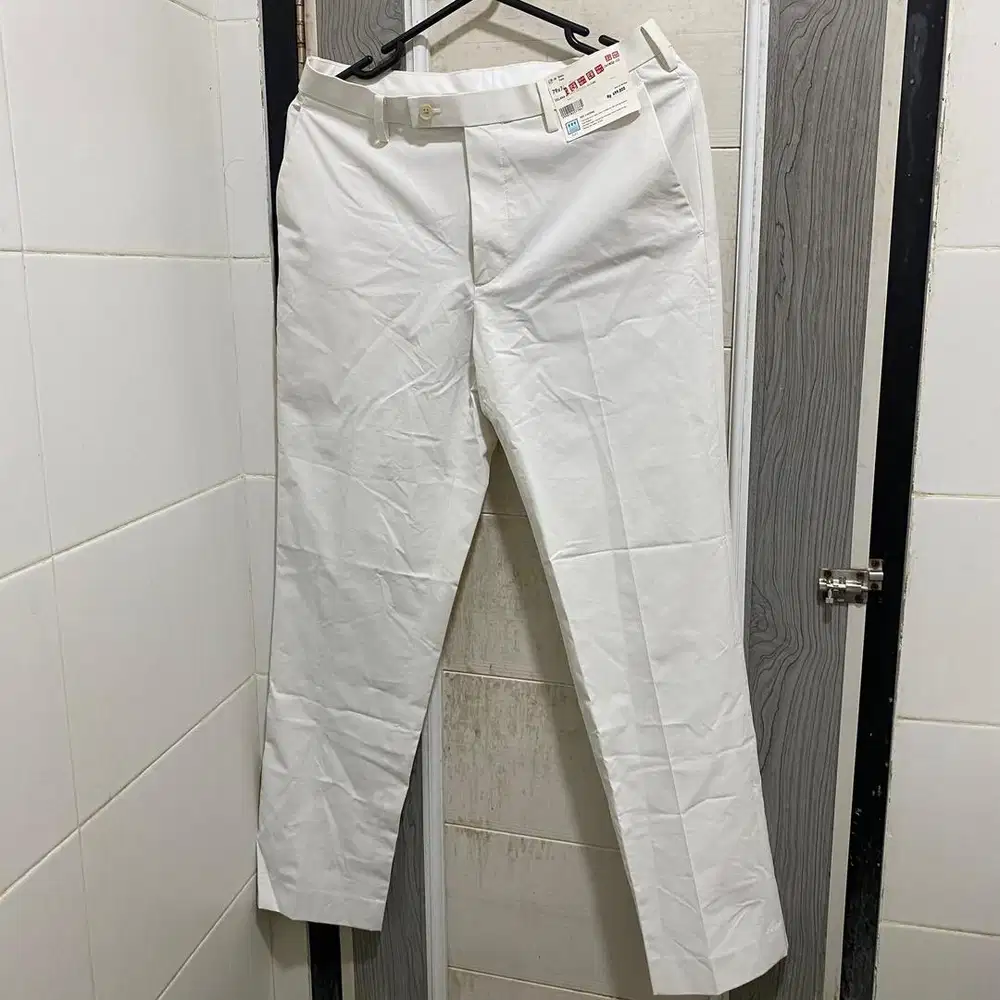 Celana Panjang Uniqlo Uni qlo Putih