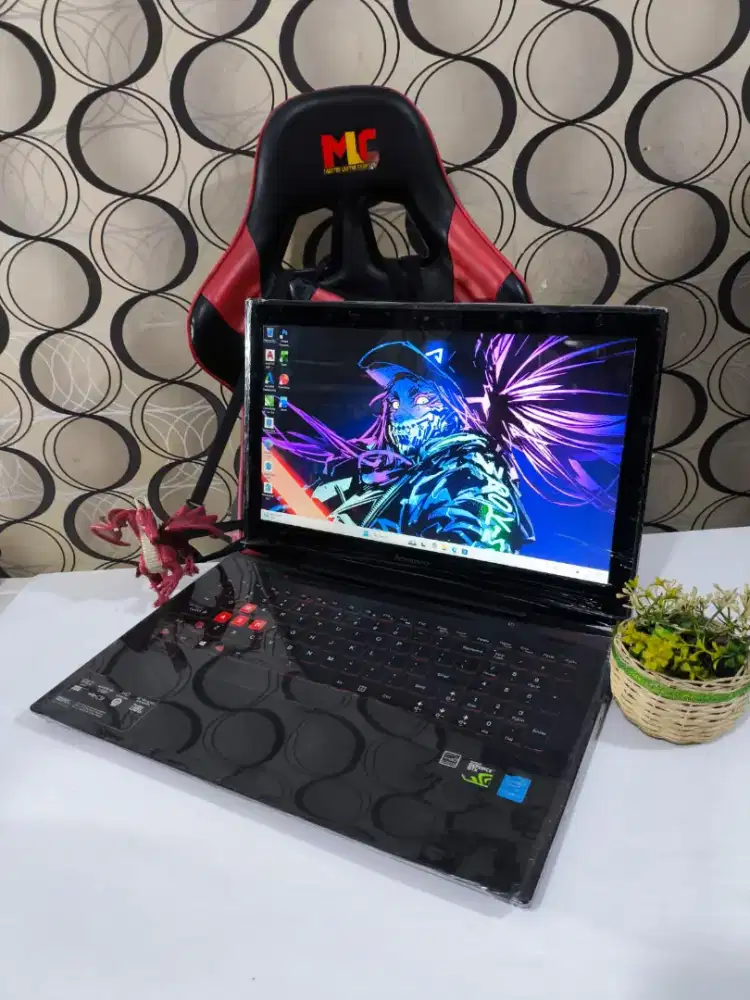 Laptop Design Lenovo Y500 Core i7 Ram 16/256gb Ssd Dual Vga Siap Pakai