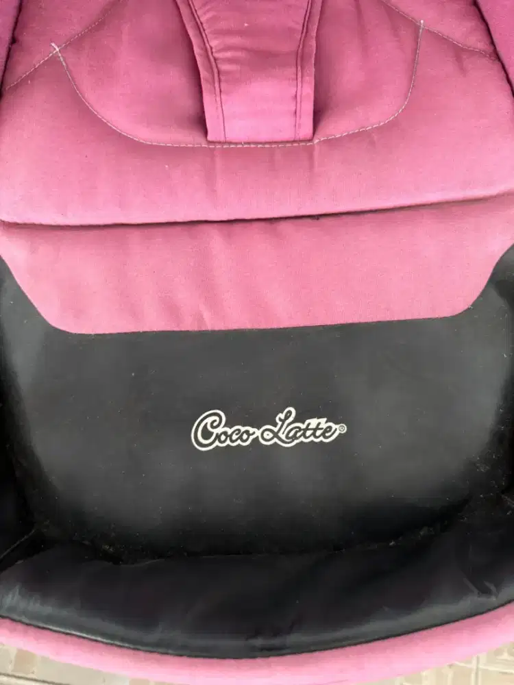 Stroller Bayi Cocolatte warna pink