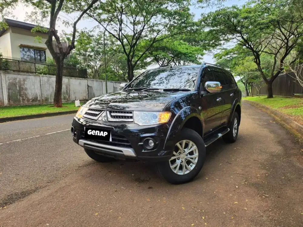 PAJAK PANJANG! BAN 4 BARU. Pajero Sport 2.5 EXCEED AT MATIC 2015