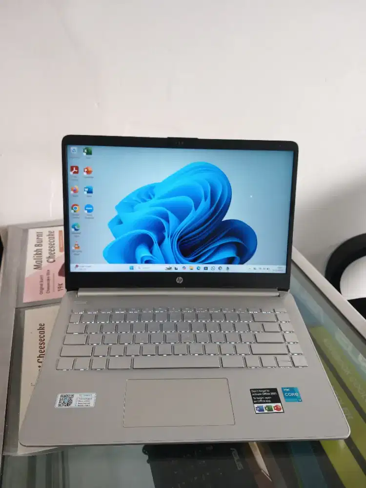Laptop HP 14s Core I3 Gen 11 Ram 8 Ssd 512
