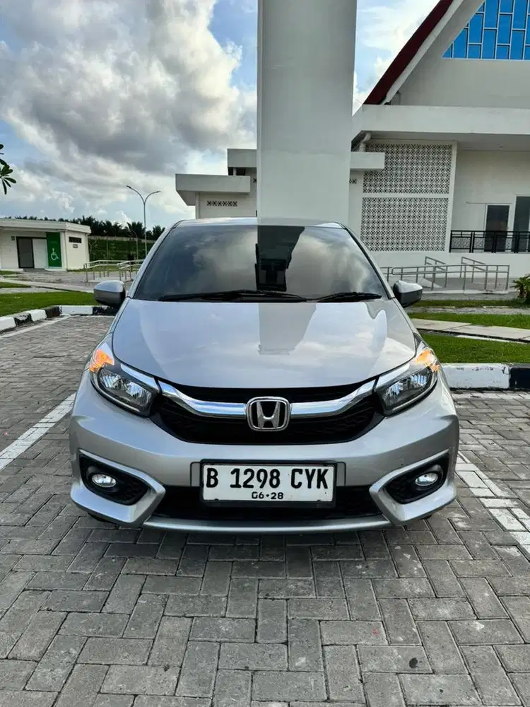 Honda Brio 2021 E CVT mobil di LANGSA