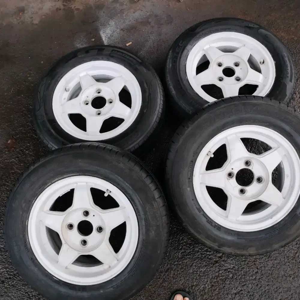 Velg ring 13 pcd 4x100 ban 175/70 R13 calya sigra