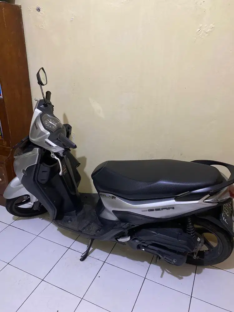 Mio gear silver tahun 2022