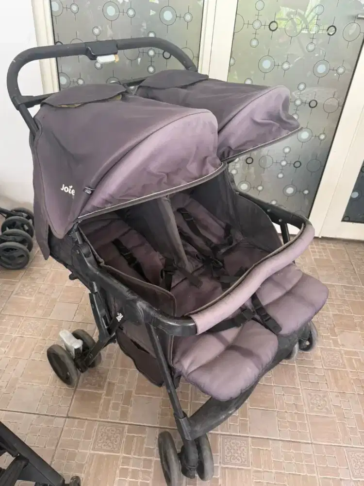 Stroller Joie buat dua anak