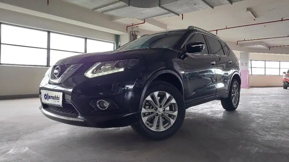 TDP 7,JT Nissan X-Trail 2.0 Bensin-AT Hitam 2014