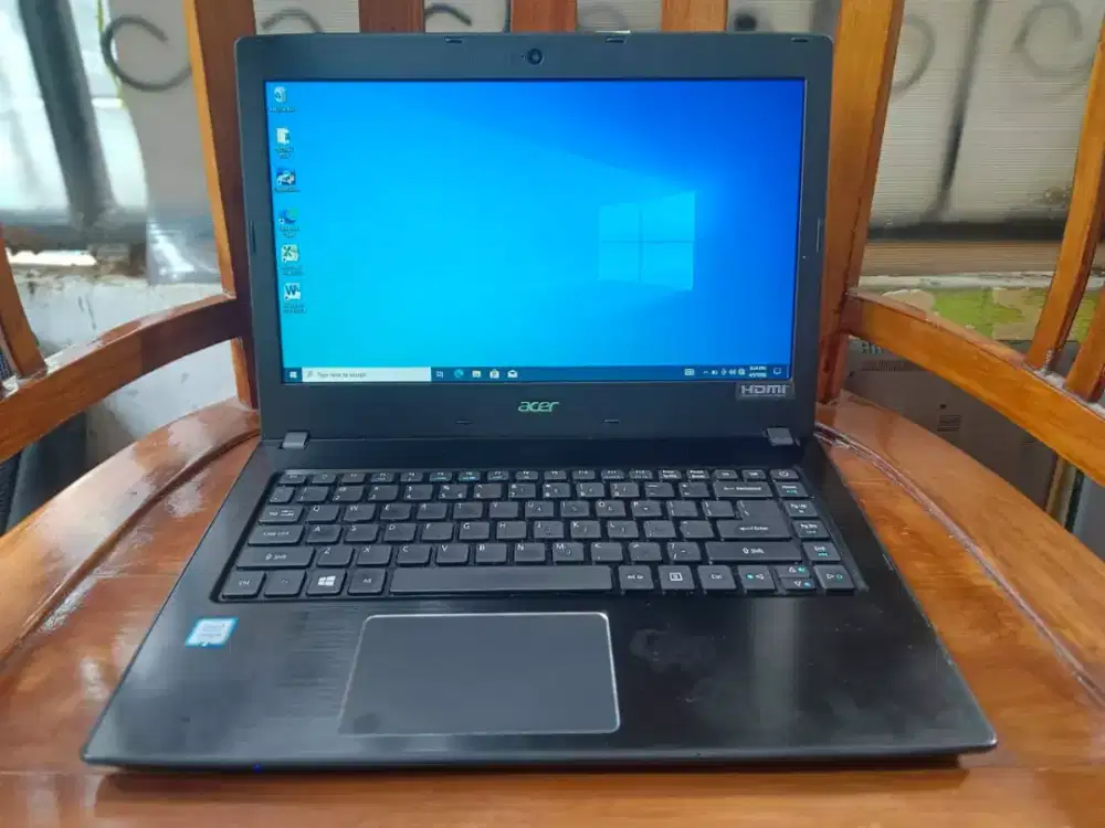 Acer travelmate P249
