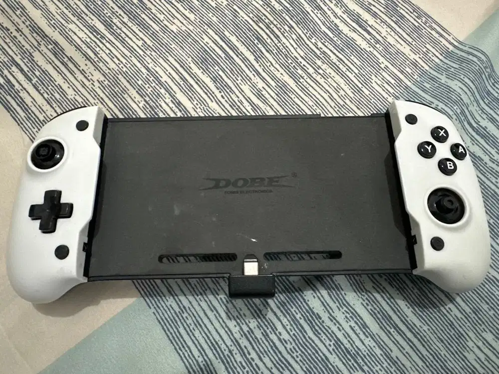 Nintendo dobe controller switch ( putih )