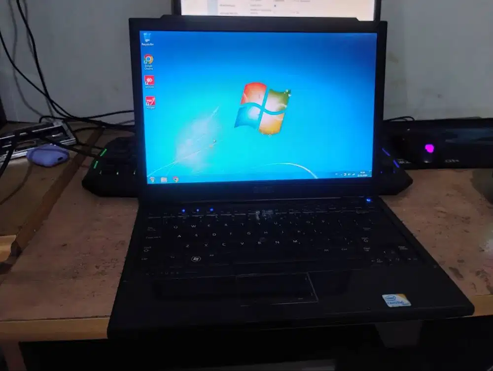 LAPTOP DELL LATITUDE E4300