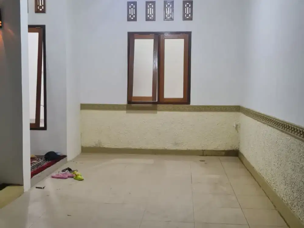 Rumah Bagus dan Murah Cash Keras dekat stasiun KA Cibinong